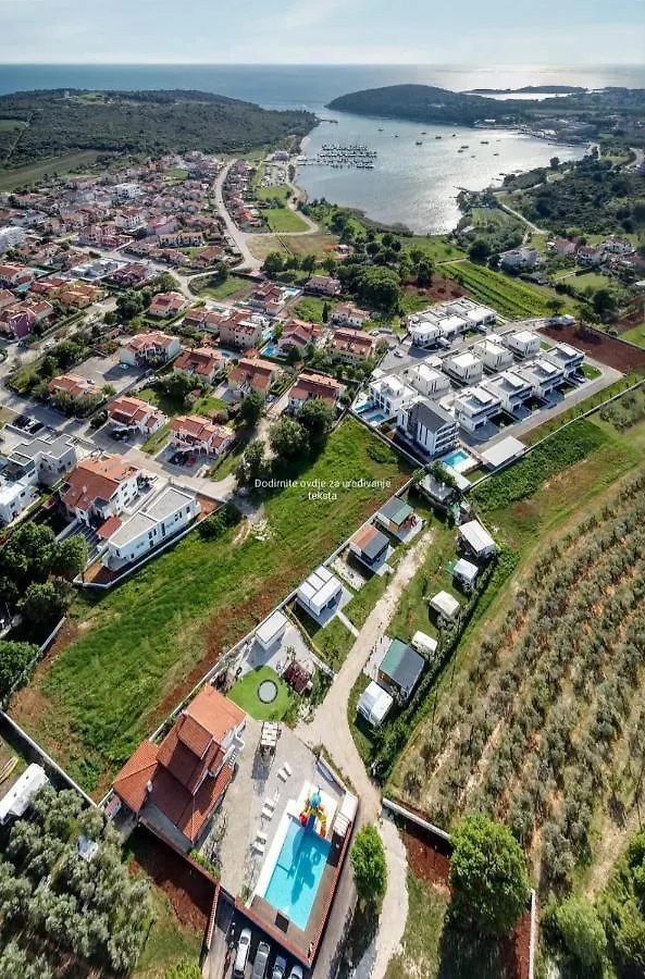 Luxury Home Alpha, Pool, Camp Volme - Nearby Kamenjak Banjole