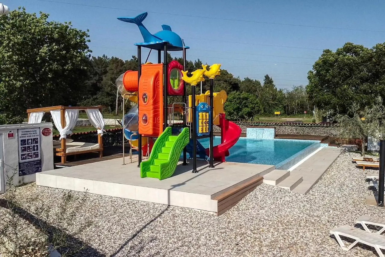 Luxury Home Alpha, Pool, Camp Volme - Nearby Kamenjak Banjole 0*,  Croatia